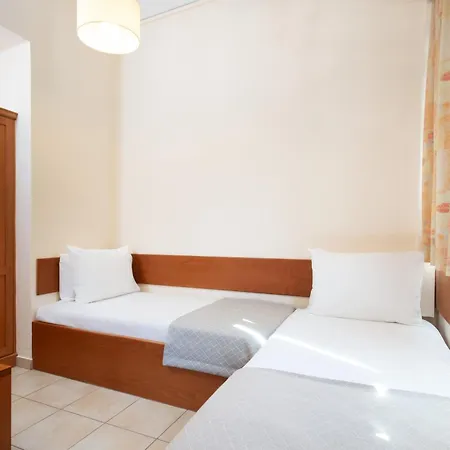 Pantheon Hotel Gytheio