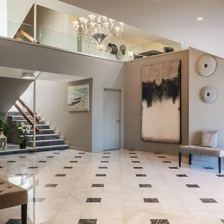 Hotel Pantheon 3*