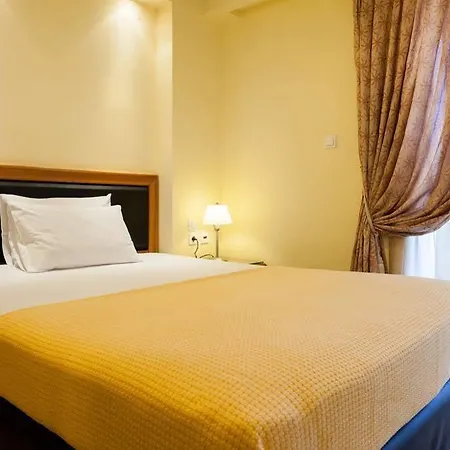 Pantheon Hotel