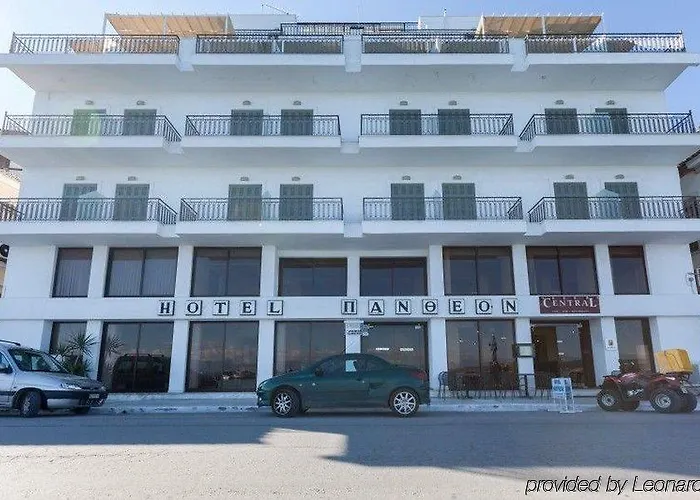 فندق Pantheon 3*