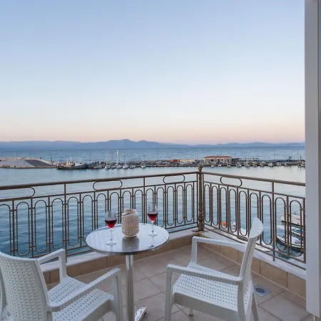 Pantheon Hotel 3*