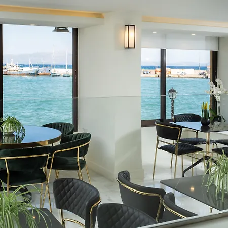 Hotel Pantheon 3*