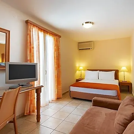 Pantheon Hotel Gythio
