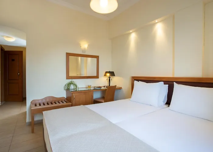 Pantheon Hotel Gythio